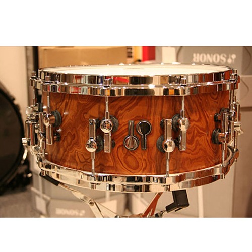 Sonor소노 14인치 SQ2 시리즈 월넛 루츠 스네어 드럼 1034807-2 Sonor SQ2 Series Walnut Roots Snare Drum